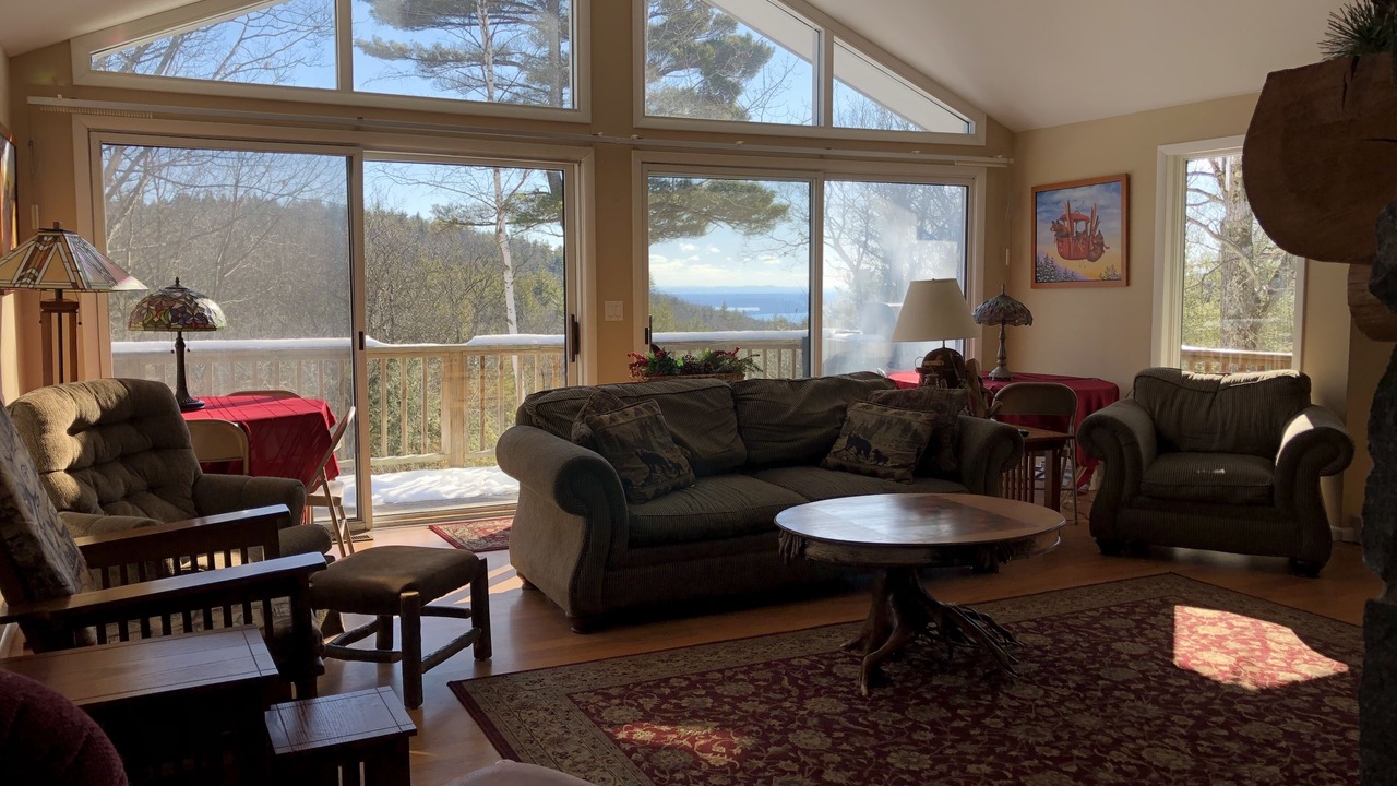 Photo of Livingroom in Bolton Landing