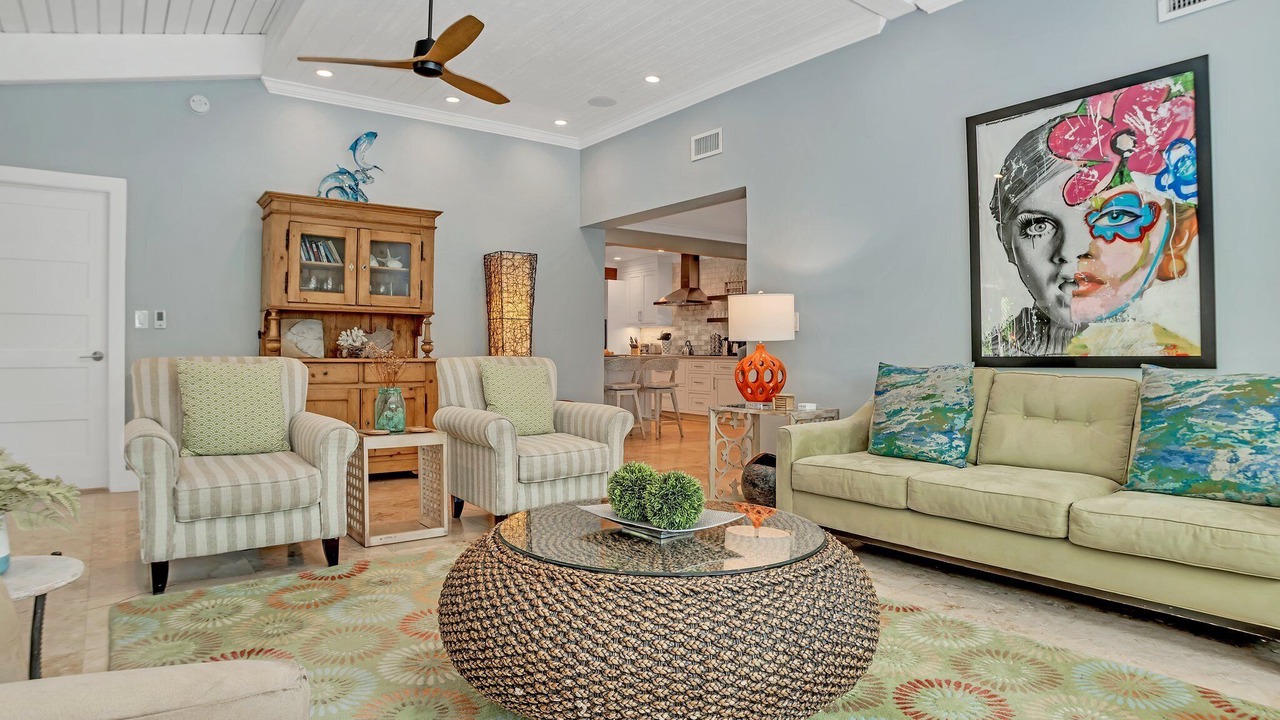 Photo of Livingroom in Dolphin Isles