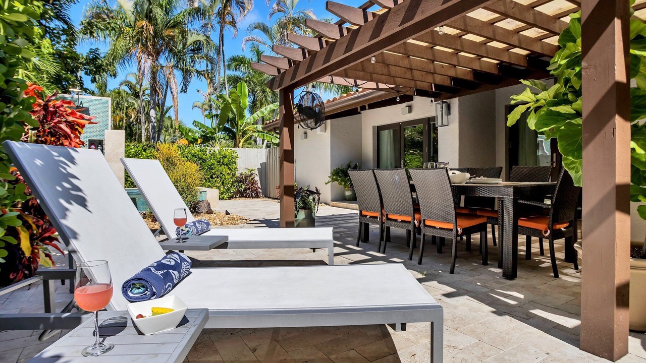 Photo of Outdoor in Dolphin Isles