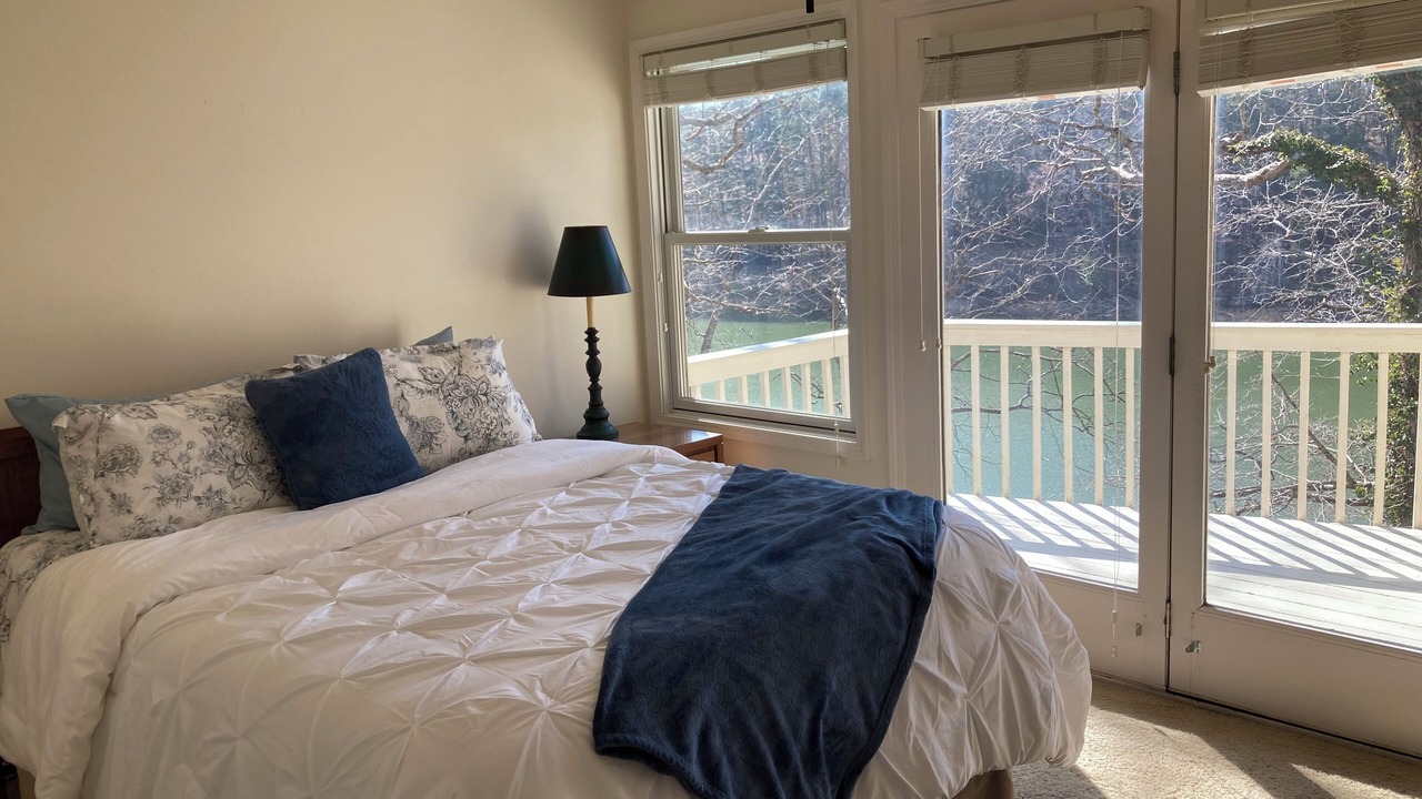 Photo of Bedroom in Tellico Village
