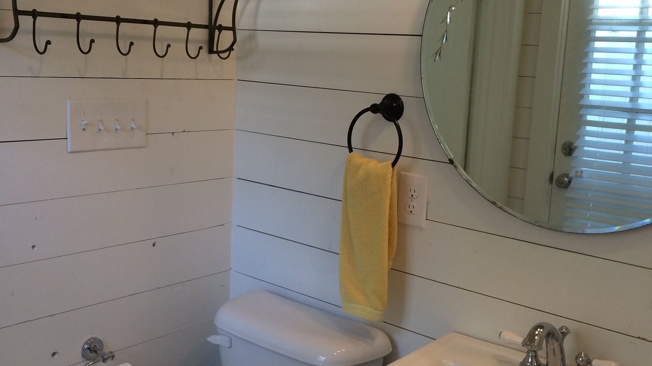 Photo of Bathroom in Tybee Island