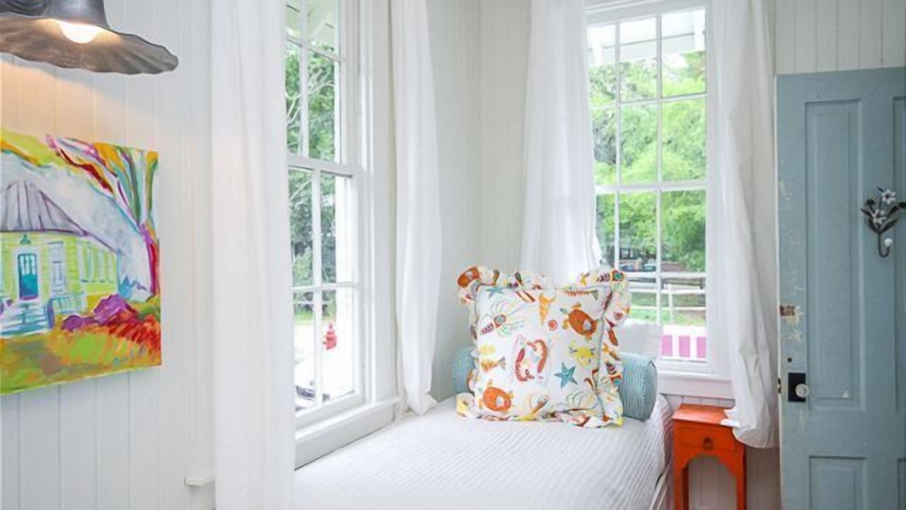 Photo of Bedroom in Tybee Island