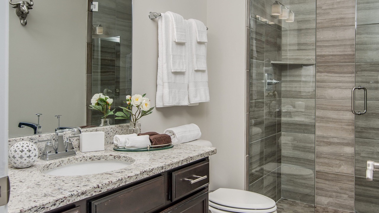 Photo of Bathroom in Talbot's Corner