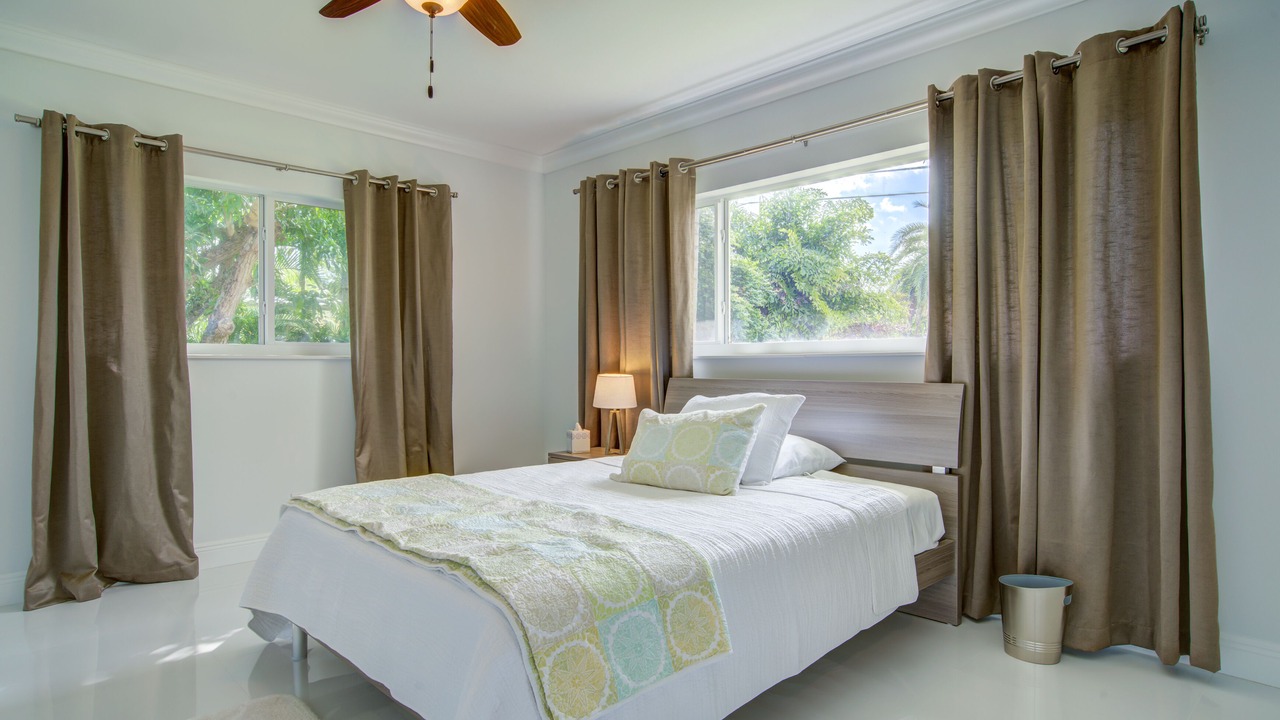 Photo of Bedroom in Dolphin Isles