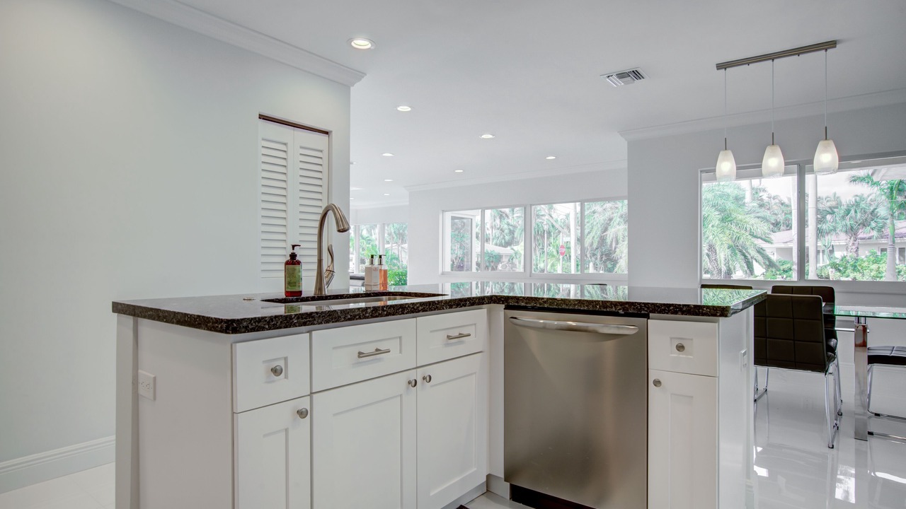 Photo of Kitchen in Dolphin Isles