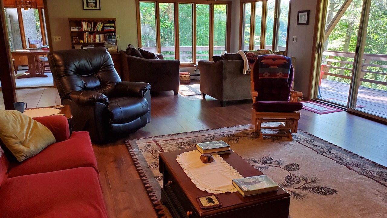 Photo of Livingroom in Chestertown