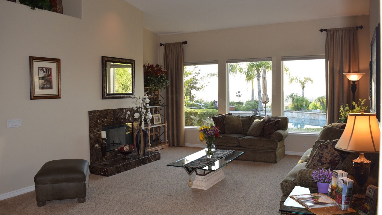 Photo of Livingroom in Temecula