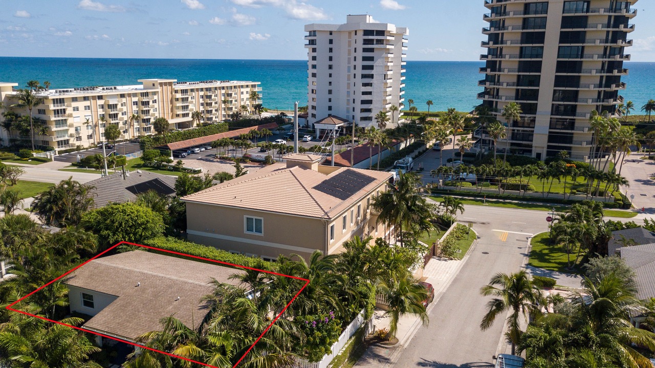 Photo of Outdoor in Juno Beach