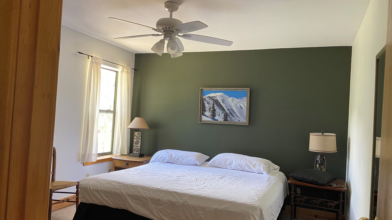 Photo of Bedroom in Cloudcroft