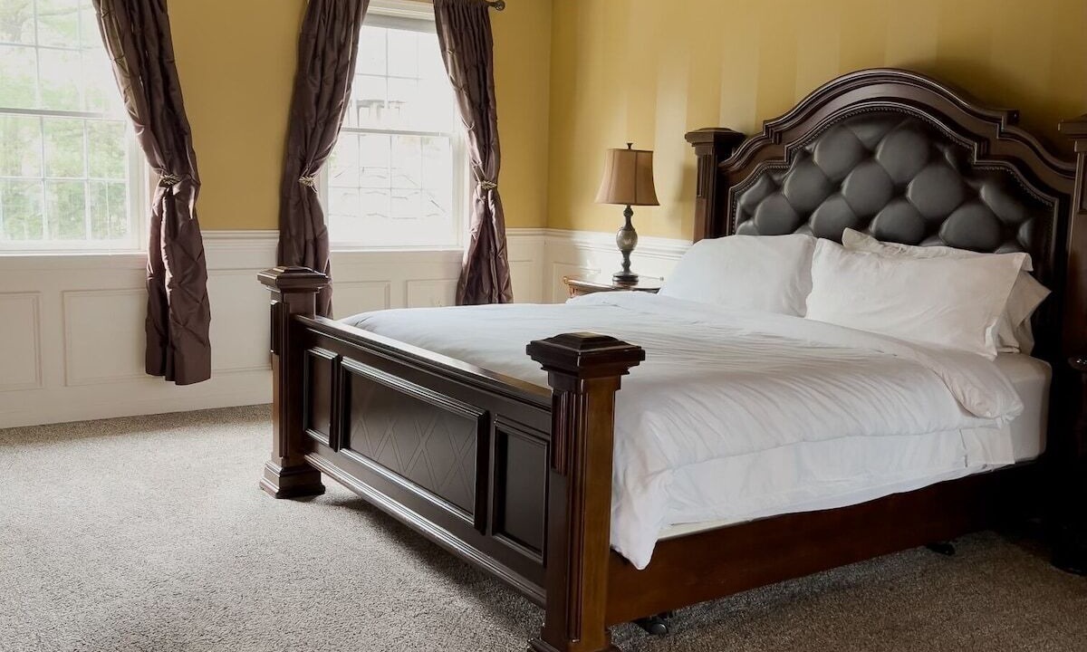 Photo of Bedroom in Media