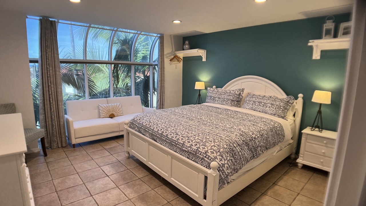 Photo of Bedroom in Marina Peninsula