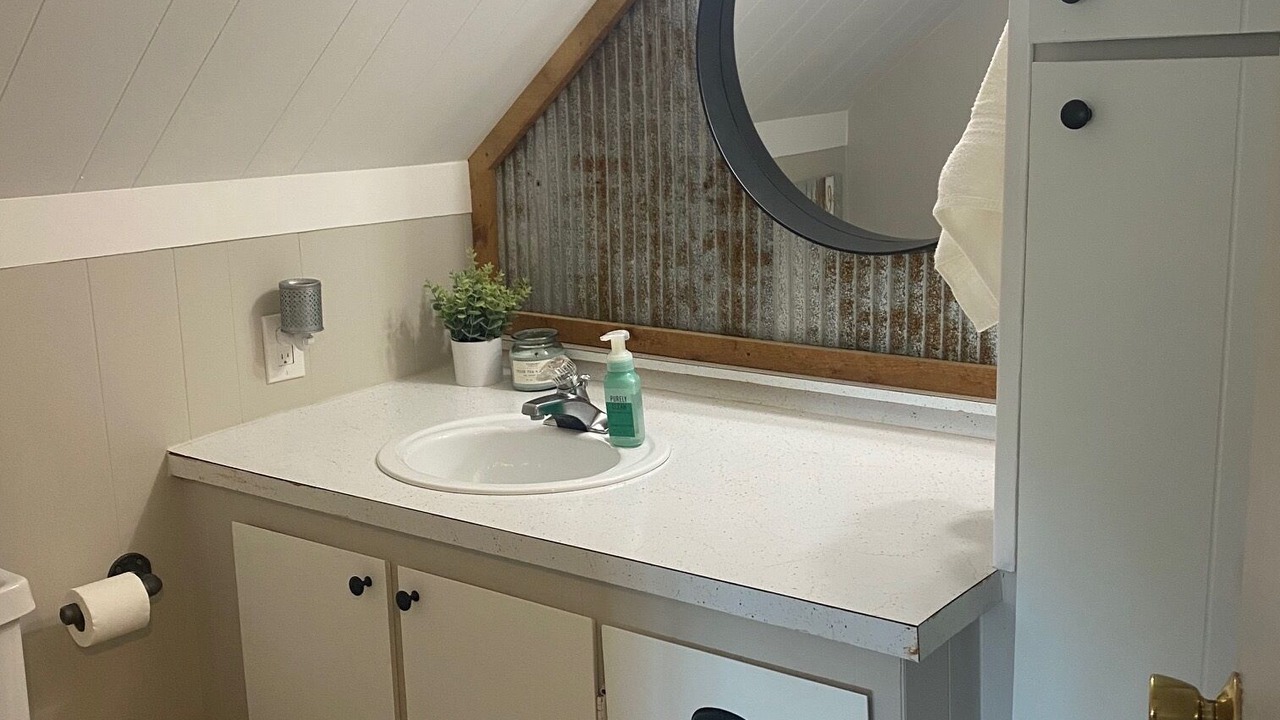 Photo of Bathroom in Herron