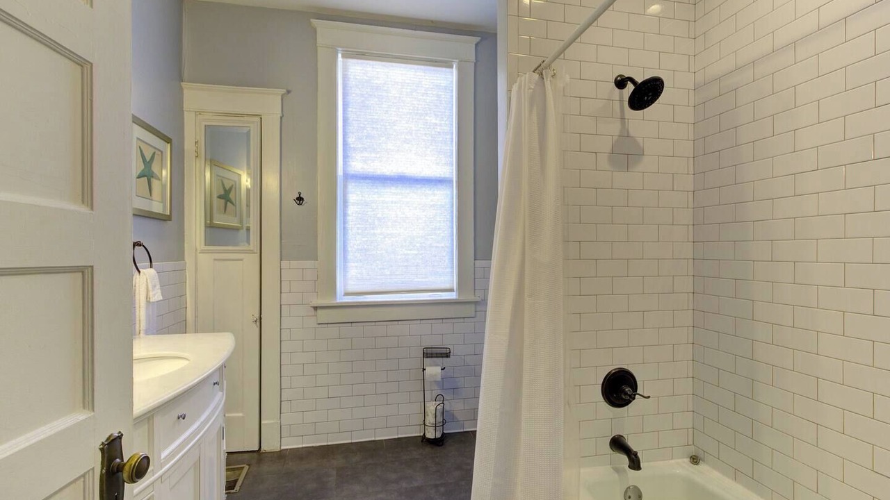 Photo of Bathroom in Midtown