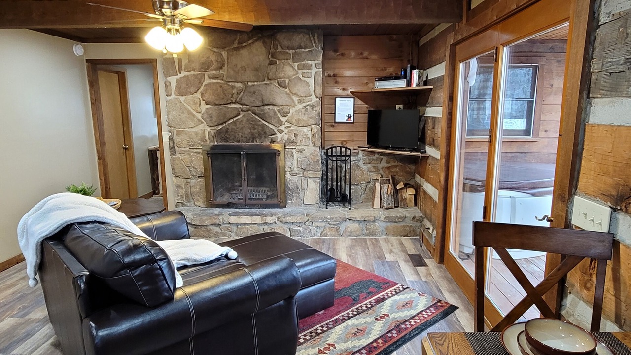 Photo of Livingroom in Gatlinburg