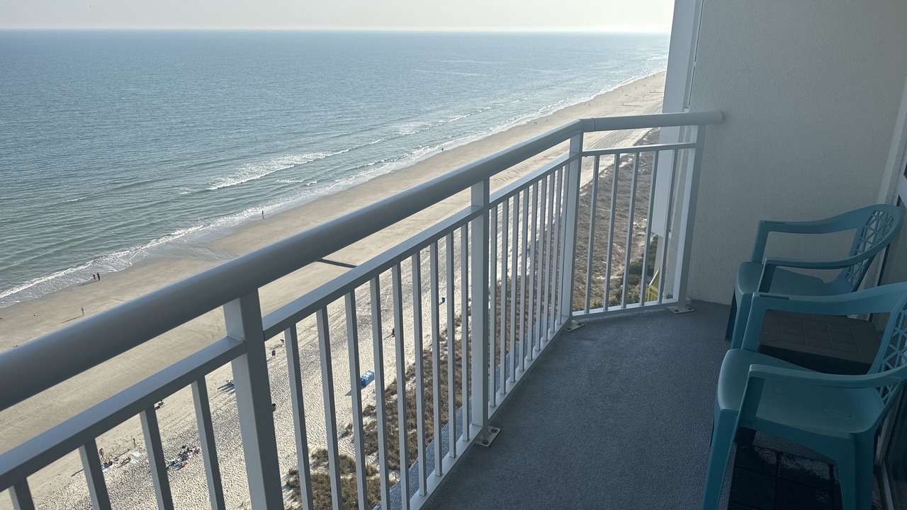 Photo of Patio Balcony in Crescent Beach