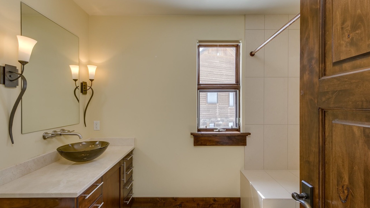 Photo of Bathroom in Blue River