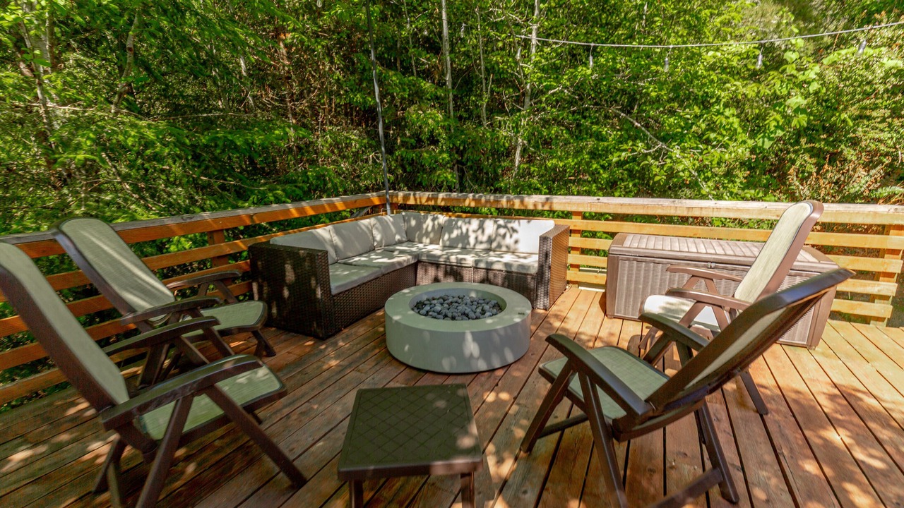 Photo of Patio Balcony in Gold Beach