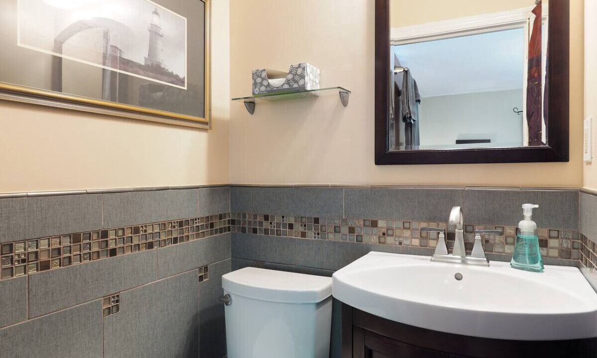 Photo of Bathroom in Cape Anne