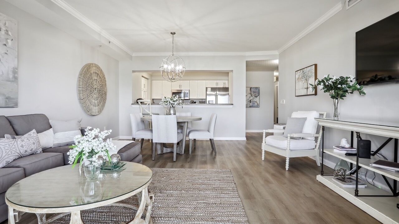 Photo of Livingroom in Jacksonville Beach