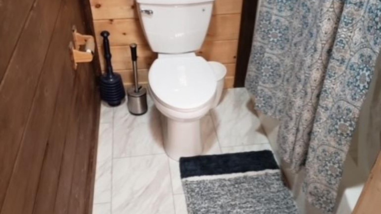 Photo of Bathroom in Wears Valley