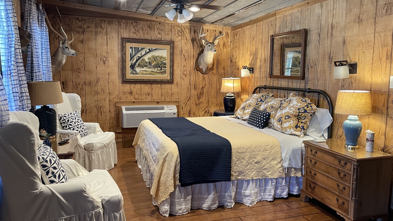 Photo of Bedroom in Hunt