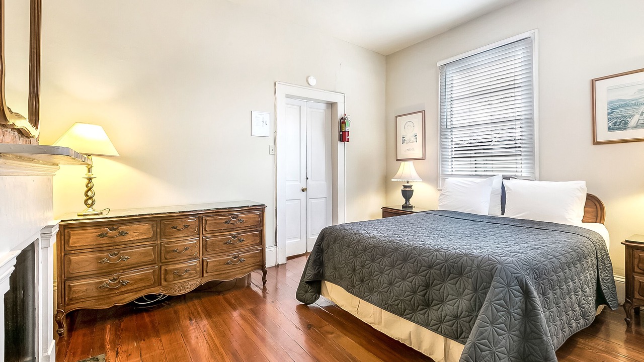 Photo of Bedroom in Treme