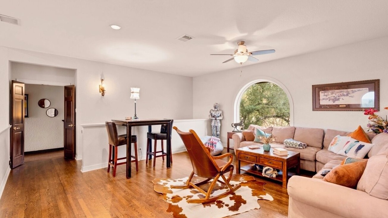 Photo of Livingroom in Spicewood