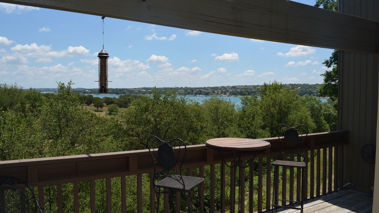 Photo of Patio Balcony in Point Venture
