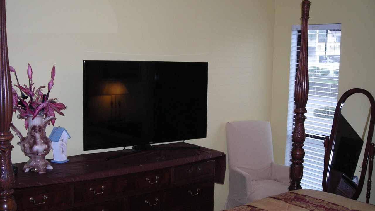Photo of Bedroom in Windy Hill