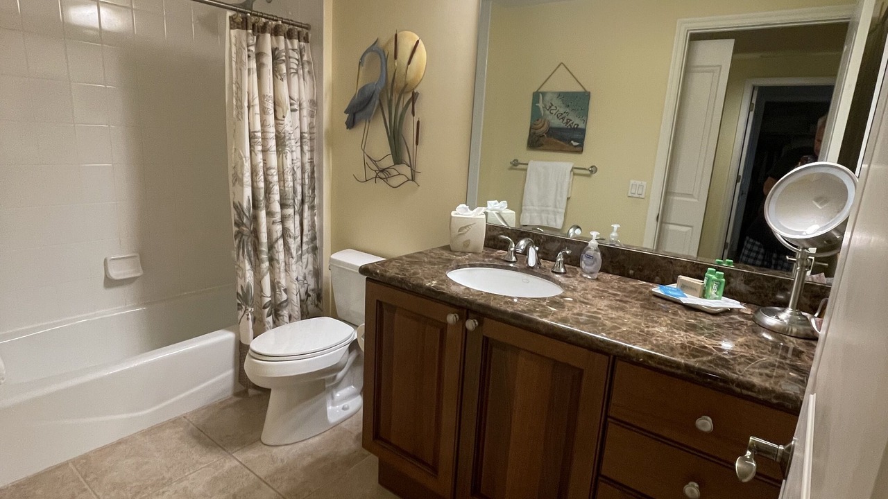 Photo of Bathroom in Naples
