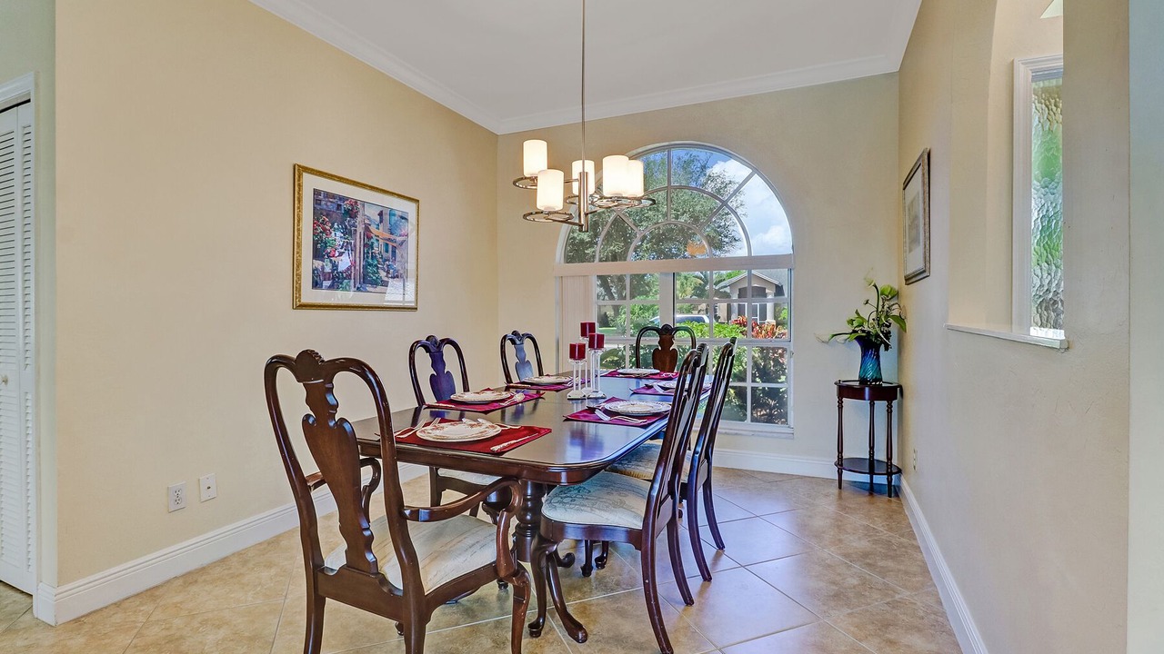Photo of Bedroom in Central Naples