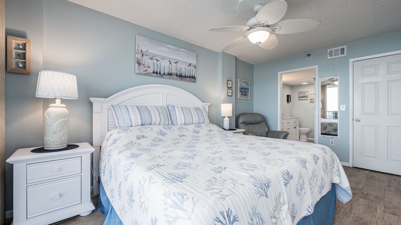 Photo of Bedroom in Navarre Beach
