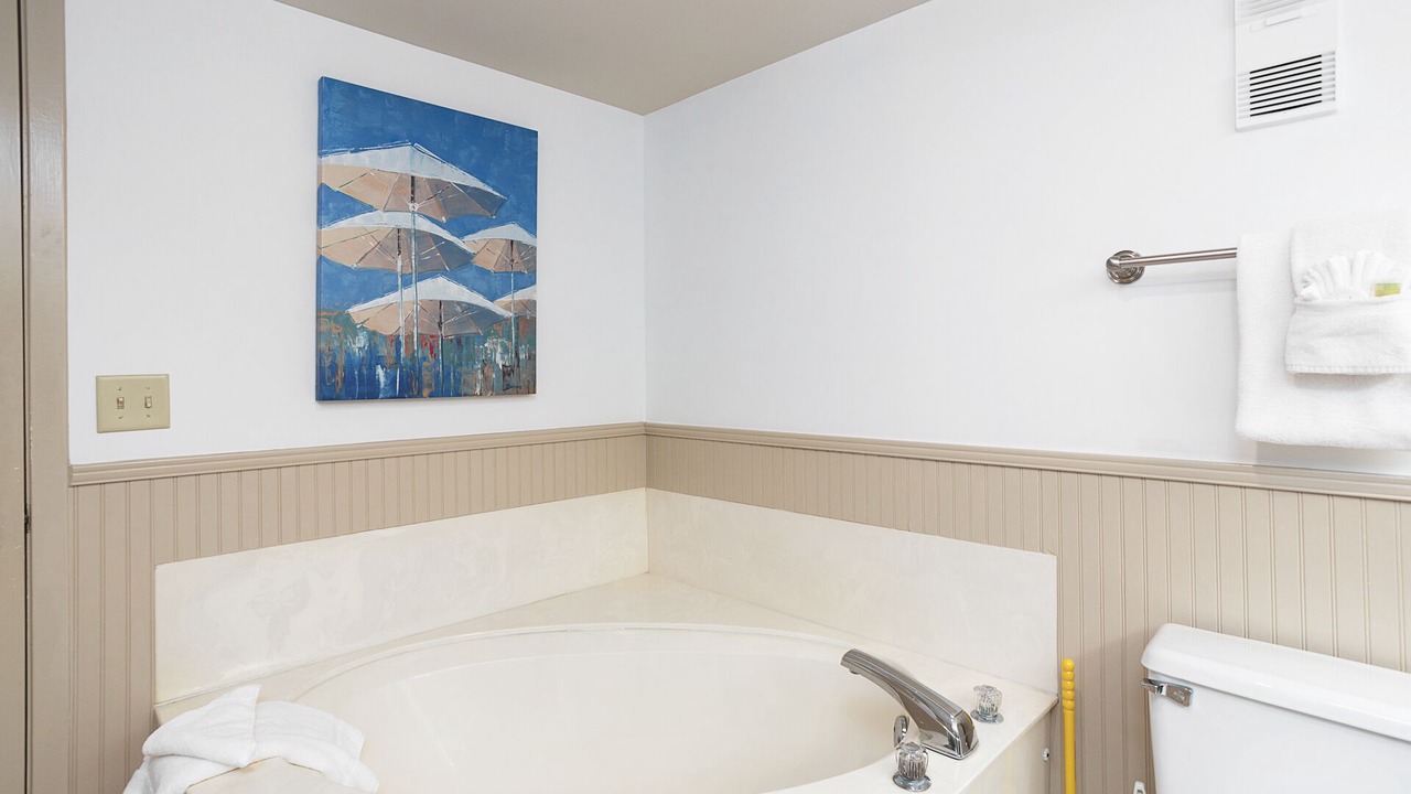 Photo of Bathroom in Saint Simons Island