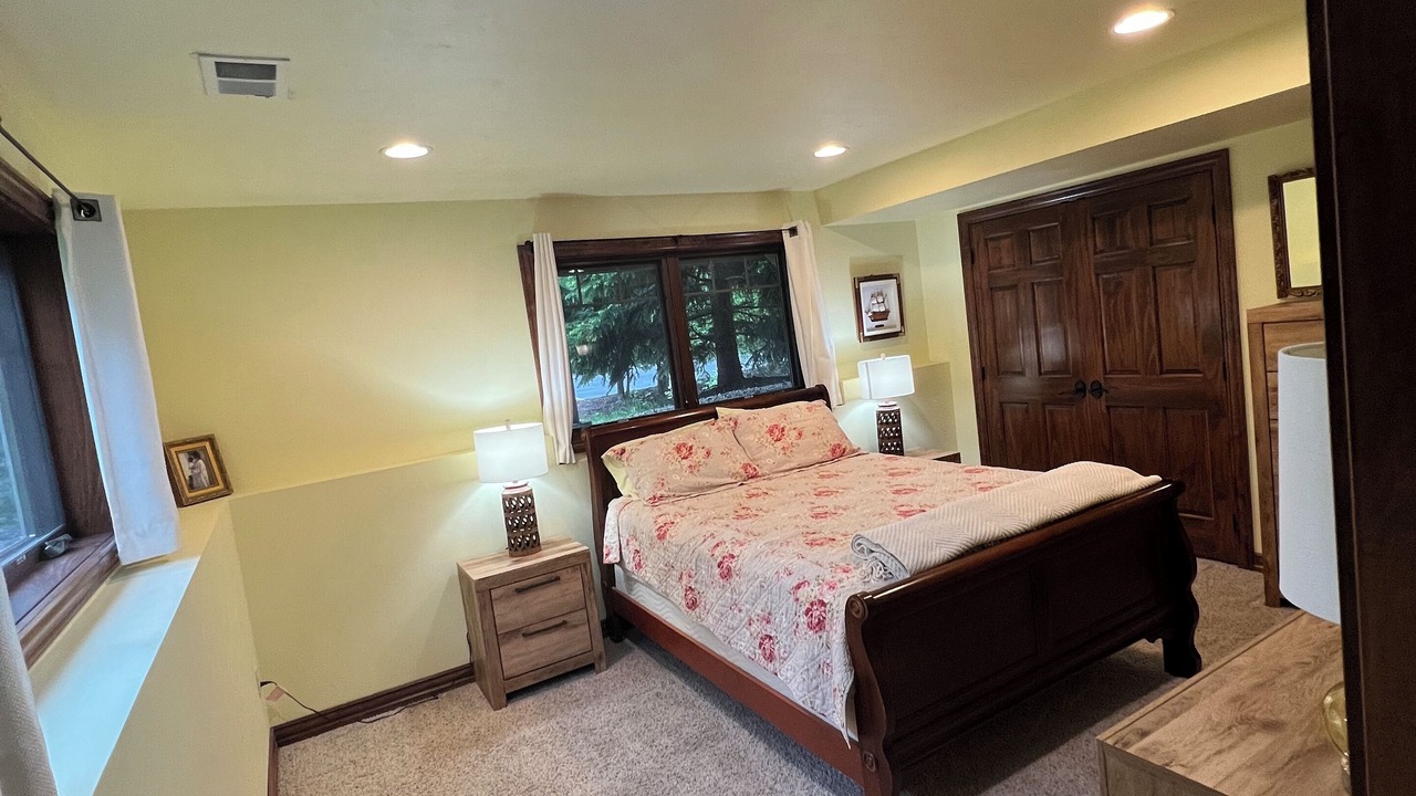 Photo of Bedroom in Fish Creek