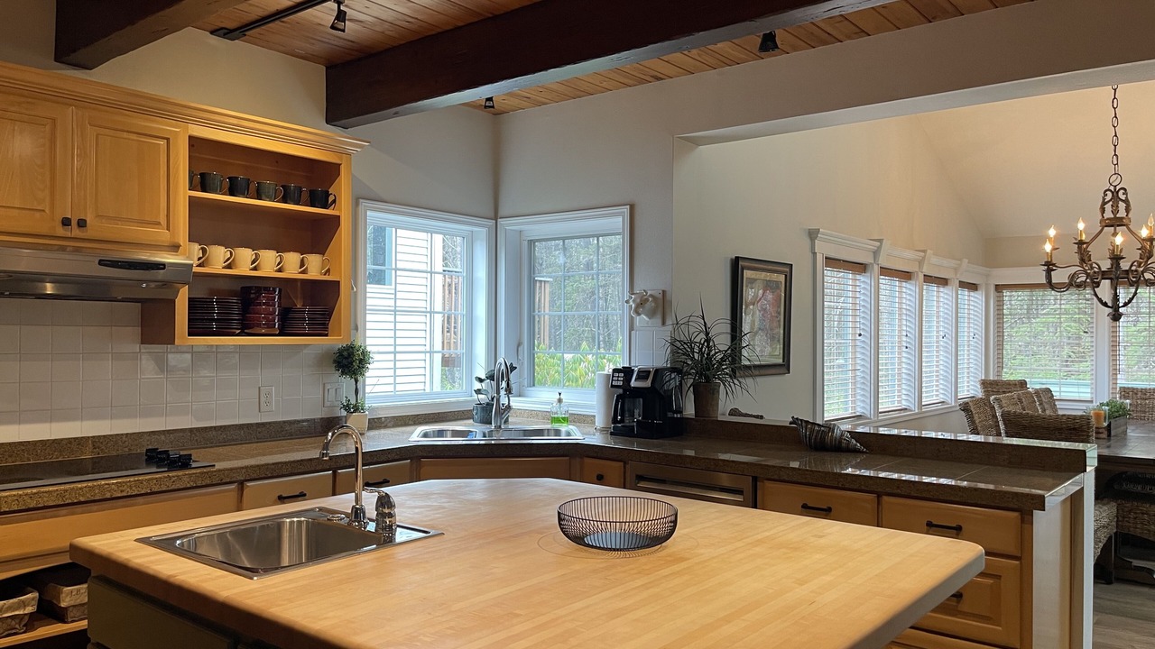 Photo of Kitchen in Rockaway Beach