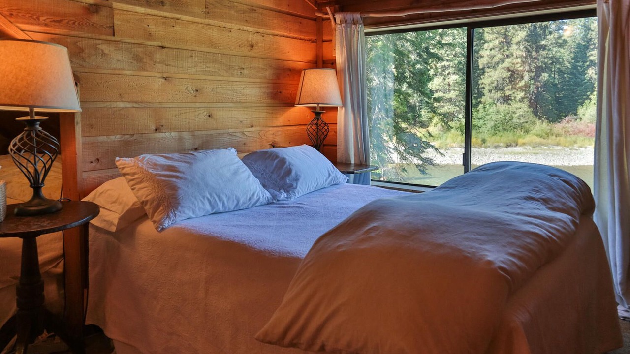 Photo of Bedroom in Leavenworth