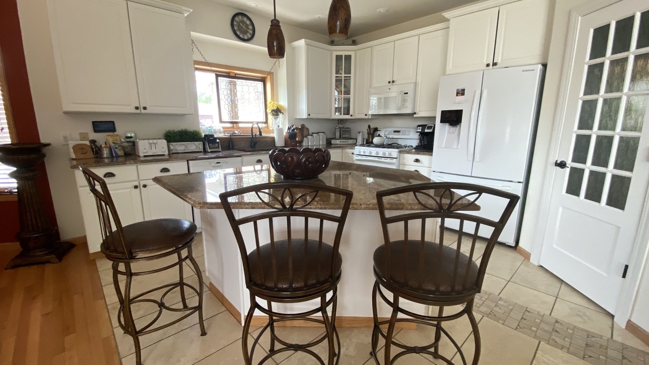 Photo of Kitchen in Lake Koshkonong