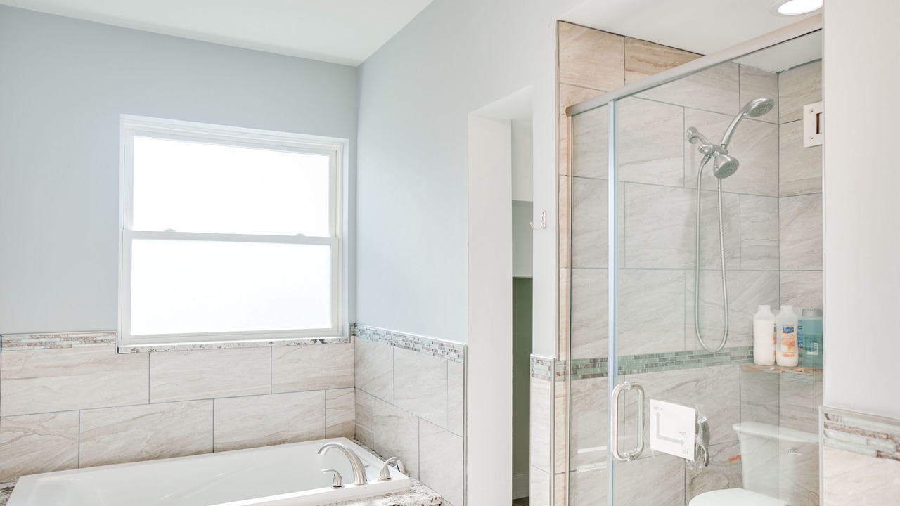 Photo of Bathroom in Point Breeze
