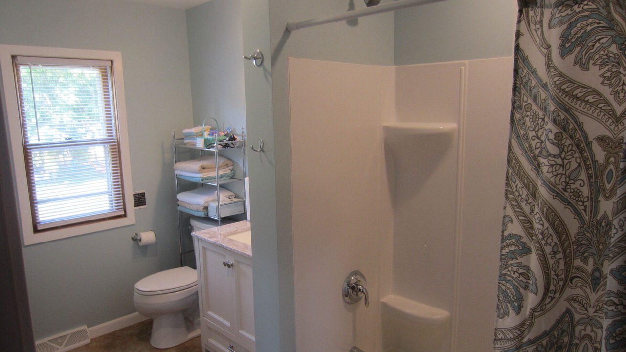 Photo of Bathroom in Mosinee