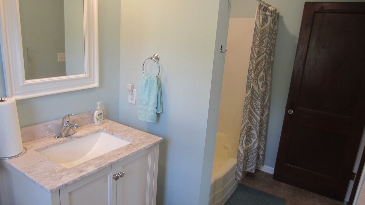 Photo of Bathroom in Mosinee