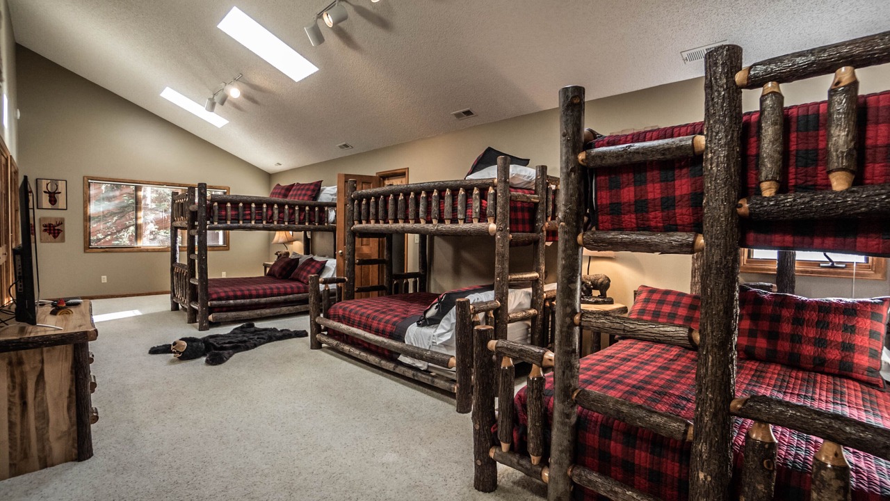Photo of Bedroom in Aspen Brook