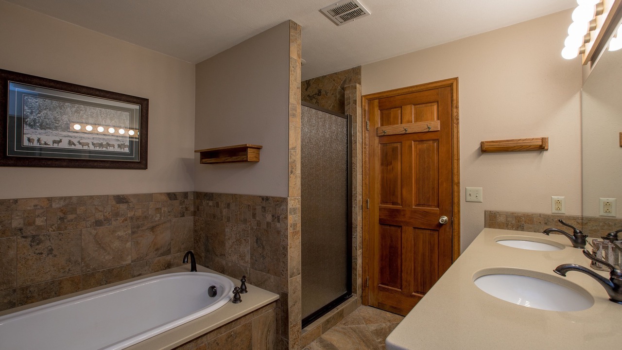 Photo of Bathroom in Aspen Brook