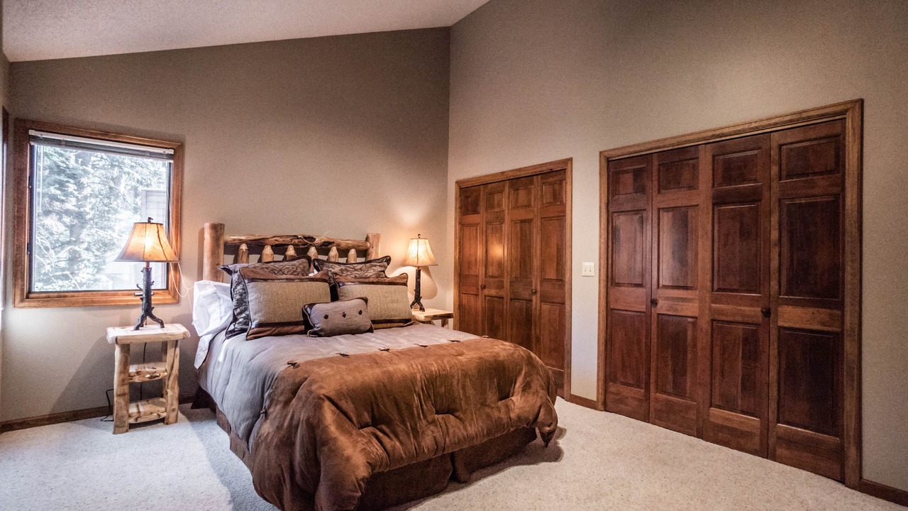 Photo of Bedroom in Aspen Brook