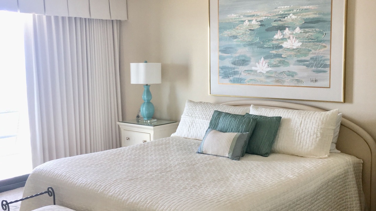 Photo of Bedroom in Crescent Beach