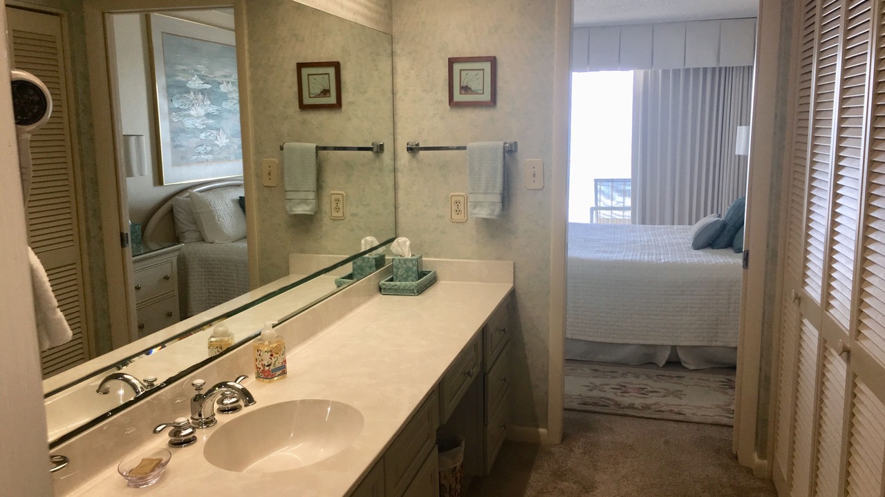 Photo of Bathroom in Crescent Beach