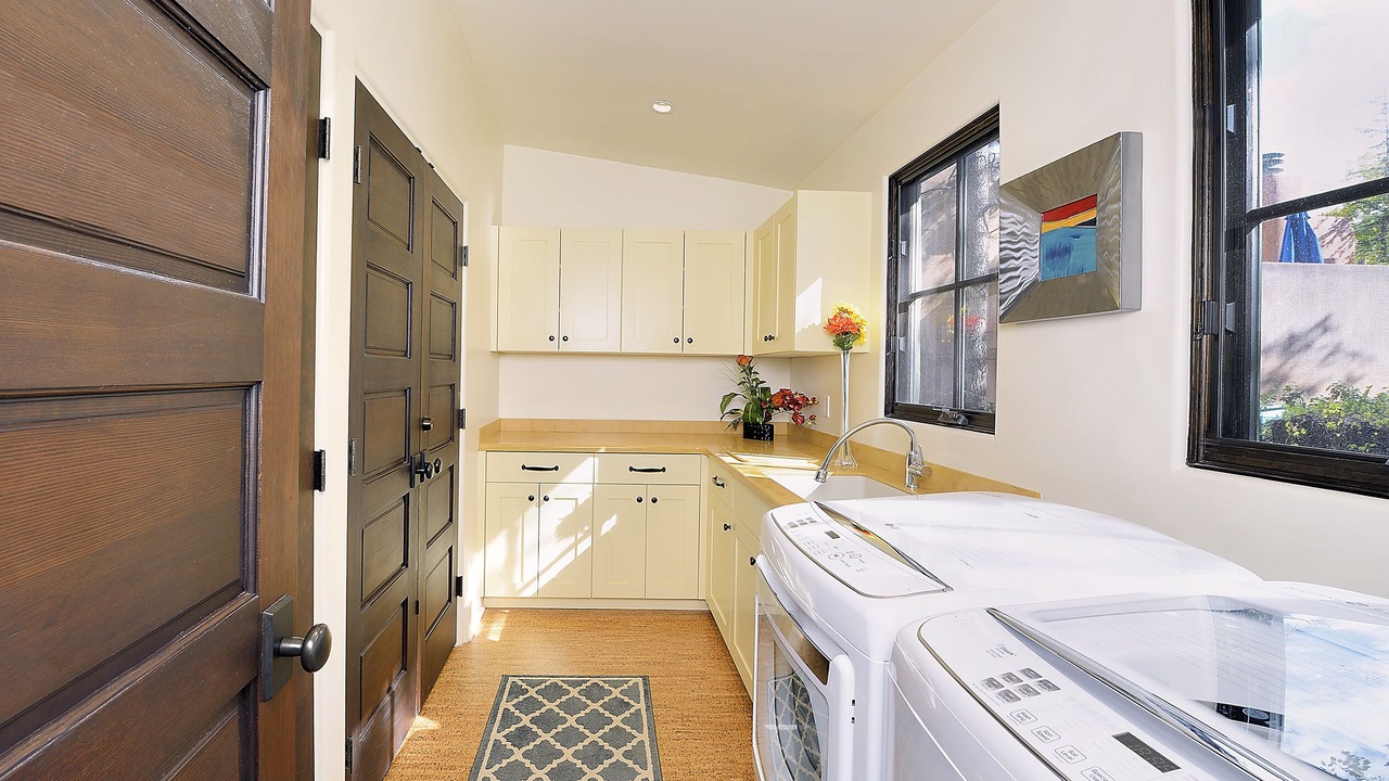 Photo of Bedroom in Historic Eastside