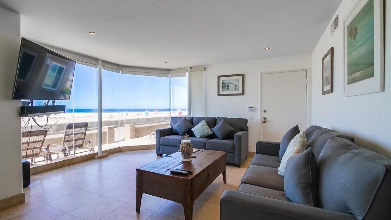 Photo of Livingroom in Mission Beach