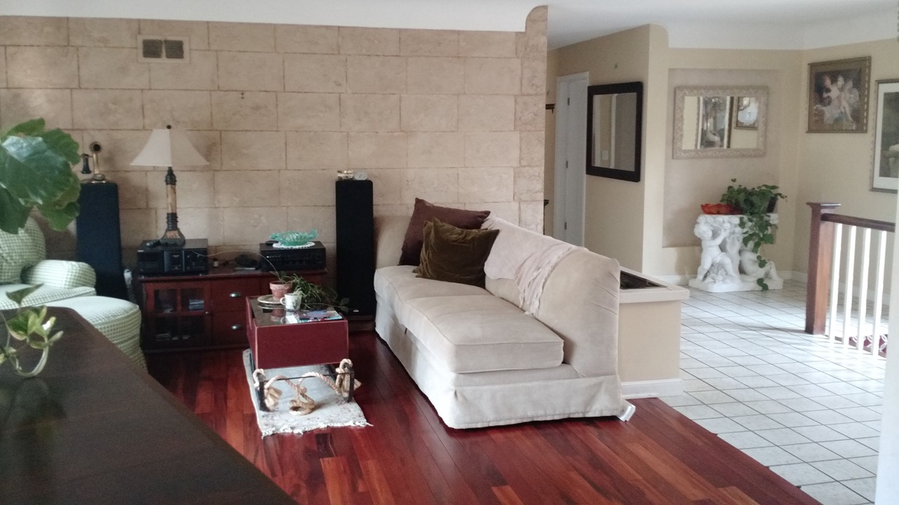 Photo of Livingroom in Minnetonka