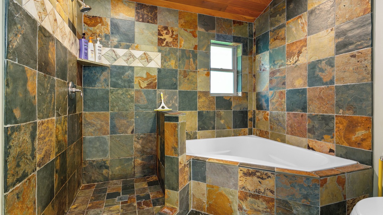 Photo of Bathroom in Warnick
