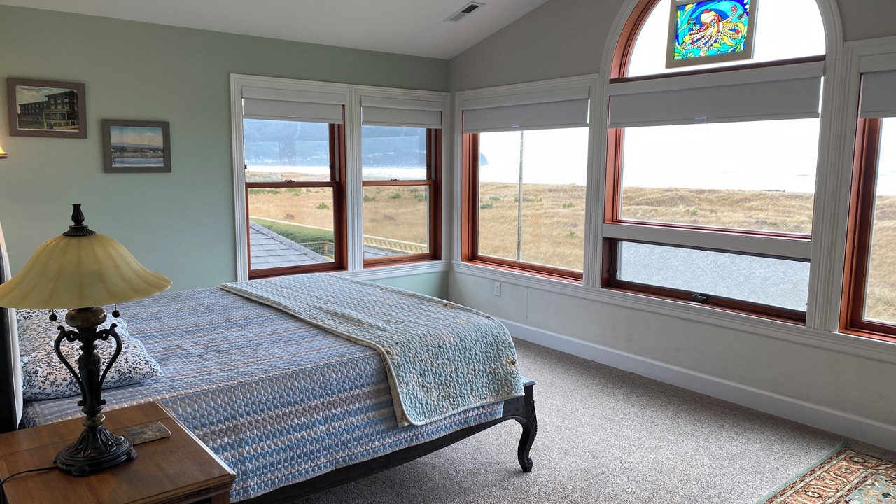 Photo of Bedroom in Seaside
